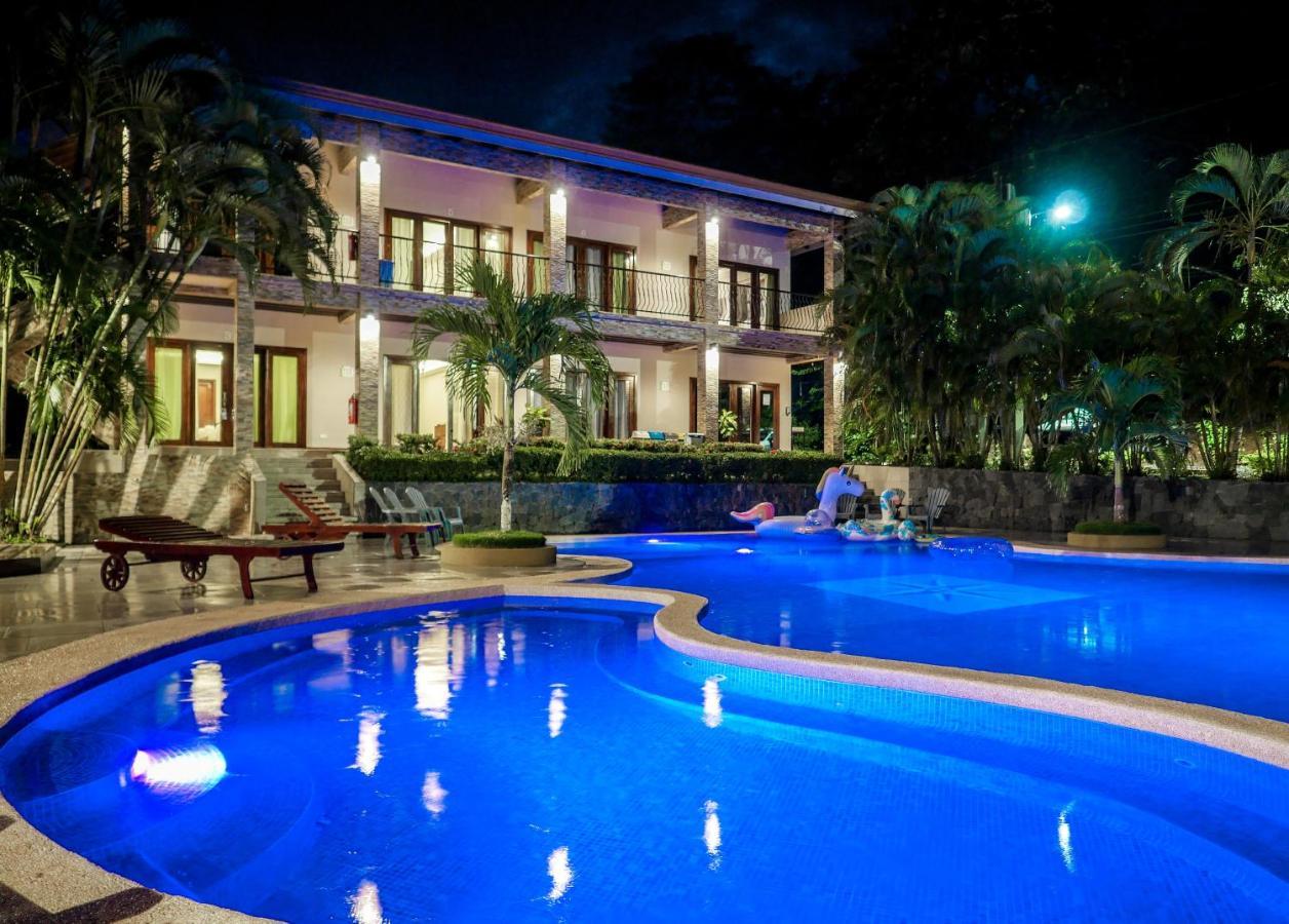 Hotel Amira Puerto Carrillo Exterior foto